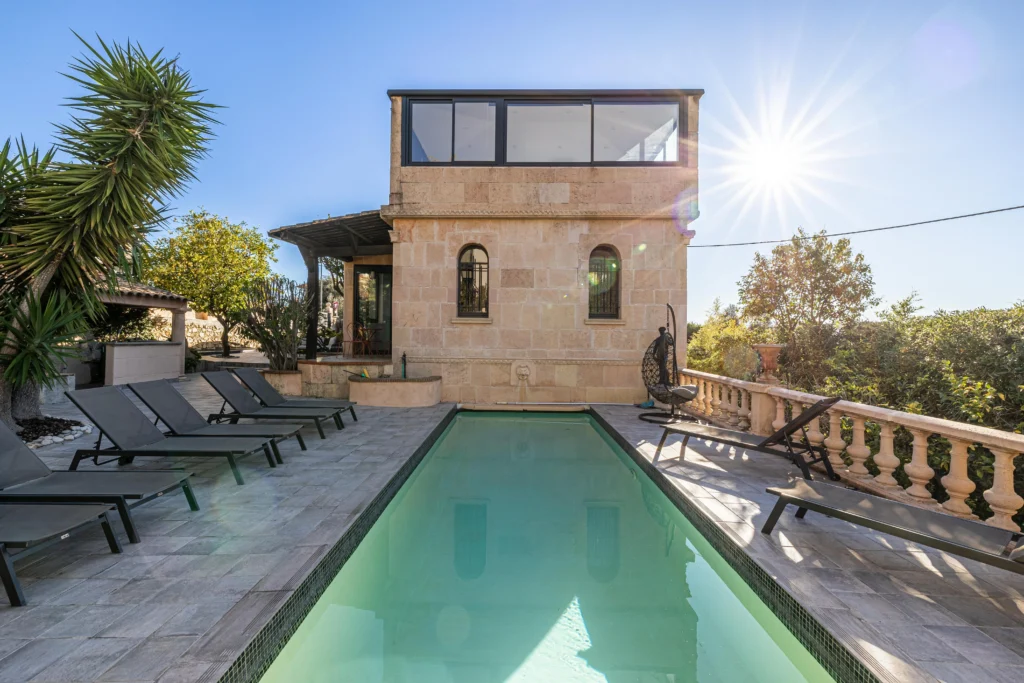 Villa avec piscine mise en location de vacances à Cannes