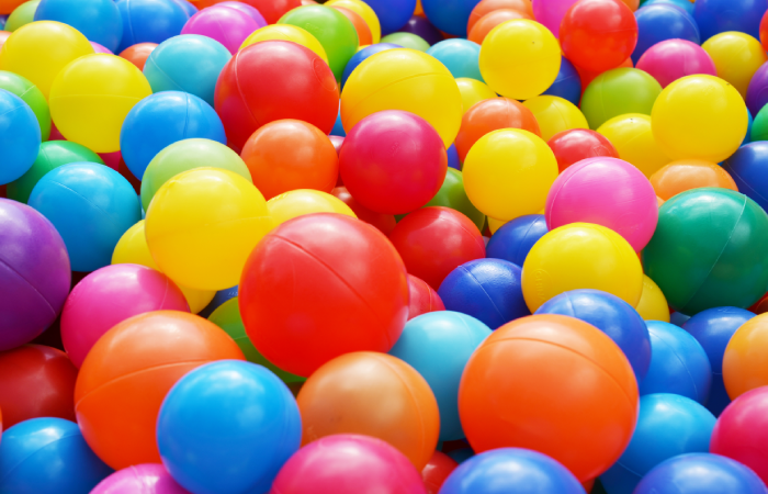 Piscine à balles - Activités à faire à Cannes quand il pleut