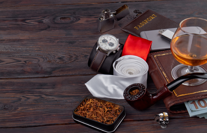 Accessoires de luxe exposés lors du TFWA au Palais des Festivals et des Congrès de Cannes